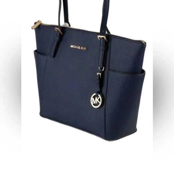 MICHAEL Michael Kors Large Leather Bag.  Jet Set Bag includes matching wallet - Picture 5 of 12